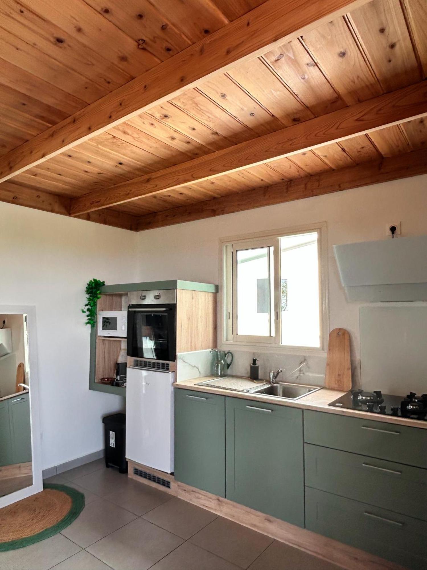 Logement Emeraude Sainte-Rose Eksteriør billede